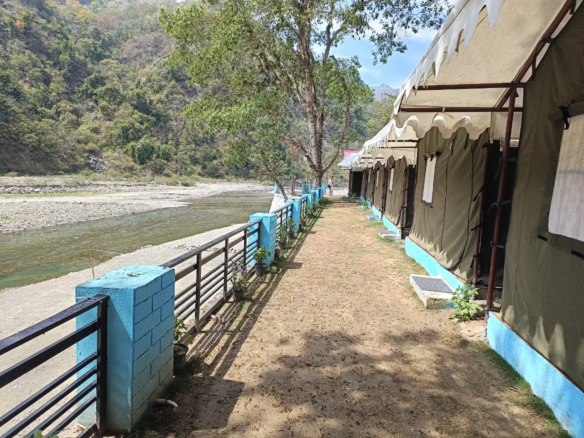 RiverSide Cottages and Camps in Rishikesh