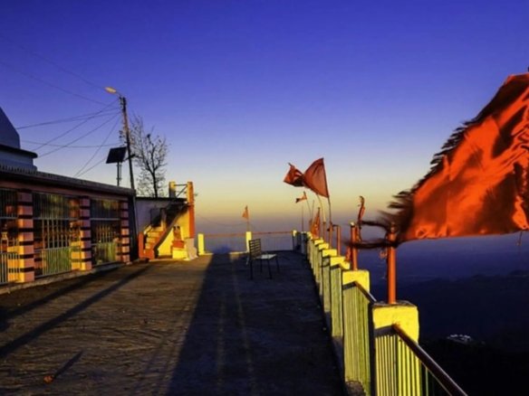 Kunjapuri Temple Uttarakhand – Powerful Shakti Peetha with Himalayan Views